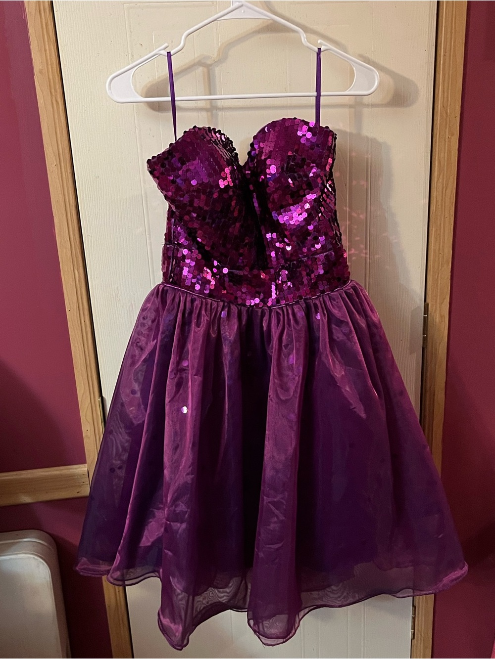 Women’s Purple Sequin Party Dress with Tulle Skirt